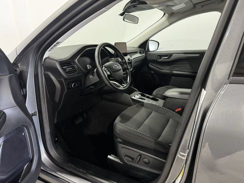 Used 2024 Ford Escape Active AWD/4WD image 16