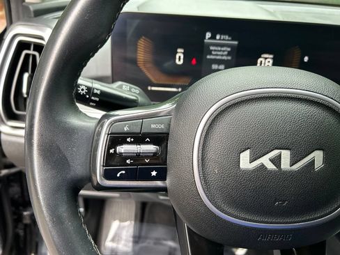 Used 2024 Kia Sorento S AWD/4WD image 24