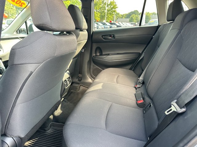 Used 2024 Toyota Corolla Cross LE w/ Moonroof Package FWD image 14