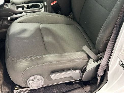 Used 2022 Jeep Gladiator Willys image 17