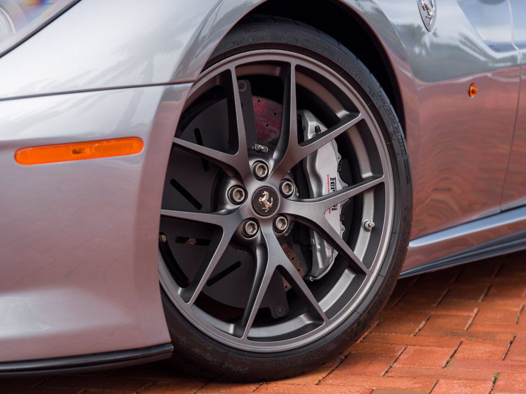 Used 2011 Ferrari 599 GTO RWD image 32