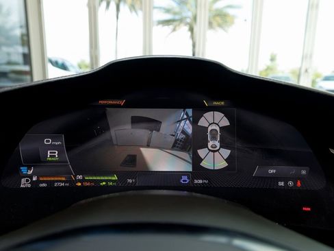 Used 2023 Ferrari SF90 Spider image 31