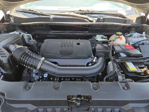 Used 2023 Chevrolet Blazer LT image 34