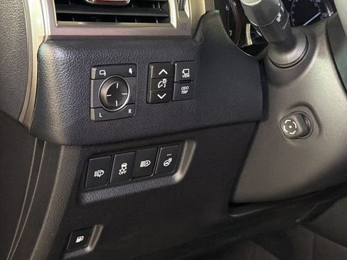 Certified 2022 Lexus GX 460 Luxury w/ Sport Design Package AWD/4WD image 23