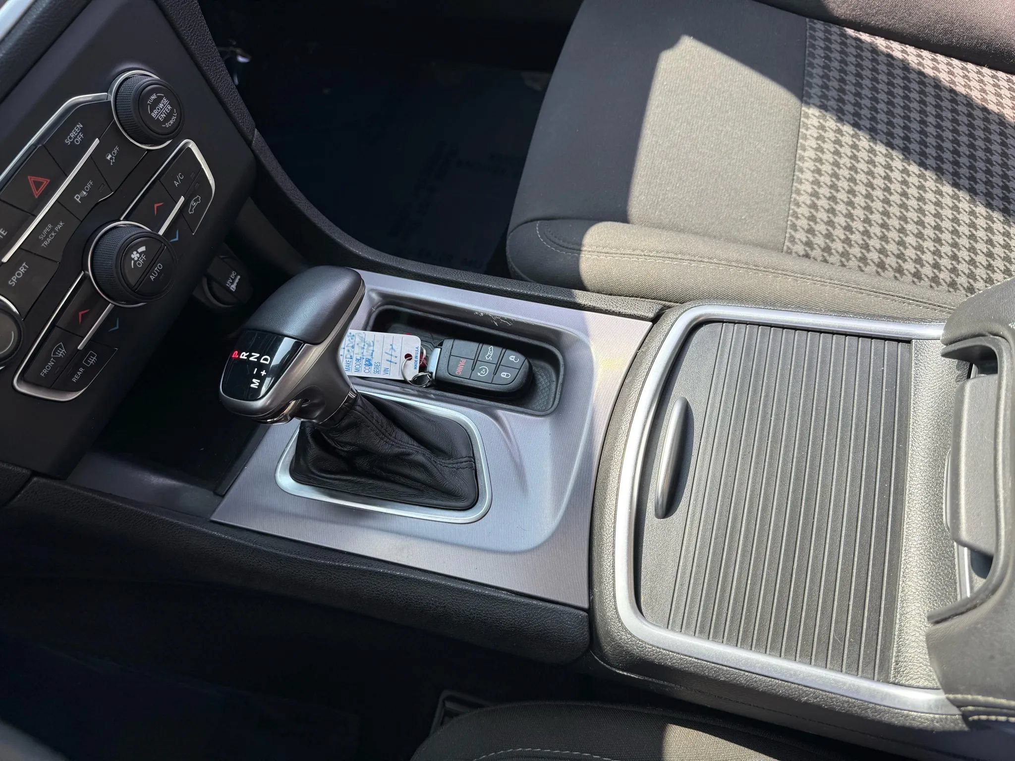 Used 2019 Dodge Charger R/T RWD image 22