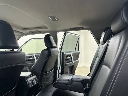 Used 2022 Toyota 4Runner SR5 Premium w/ Moonroof Package AWD/4WD image 29