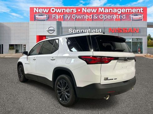 Used 2023 Chevrolet Traverse RS w/ LPO, Floor Liner Package AWD/4WD image 5