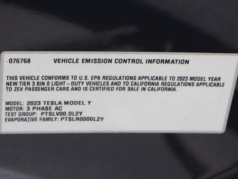 Used 2023 Tesla Model Y Long Range image 14