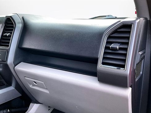 Used 2020 Ford F150 XLT w/ XTR Package image 24