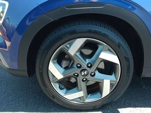 Used 2022 Hyundai Venue Limited FWD image 28