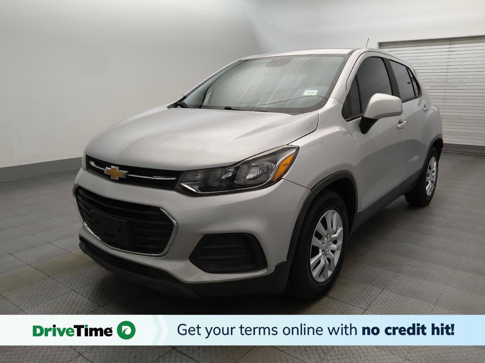 Used 2018 Chevrolet Trax LS w/ LPO, Cargo Package FWD image 1