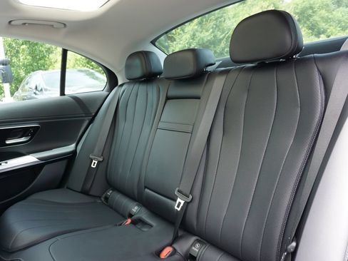 Certified 2024 Mercedes-Benz E 350 4MATIC Sedan image 20