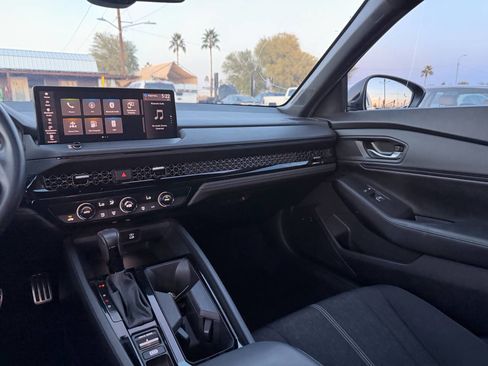 Used 2024 Honda Accord Sport image 15