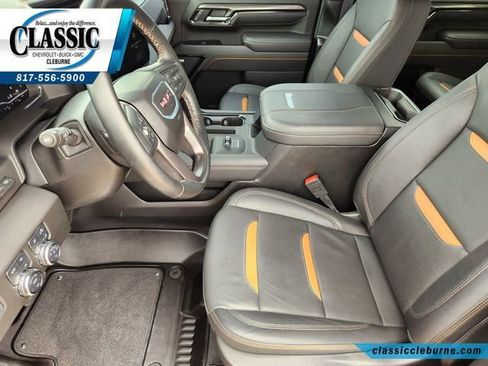Used 2025 GMC Sierra 3500 AT4 w/ AT4 Premium Plus Package AWD/4WD image 13