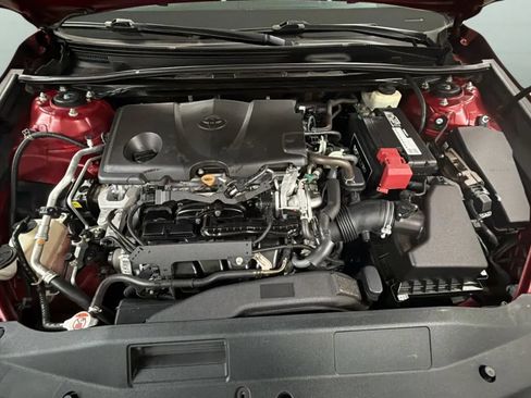 Used 2018 Toyota Camry XSE FWD image 23