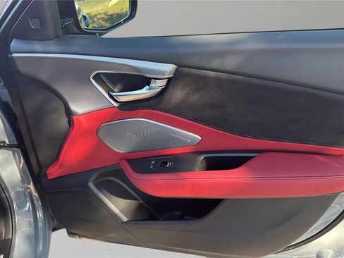 Certified 2025 Acura RDX A-Spec image 17