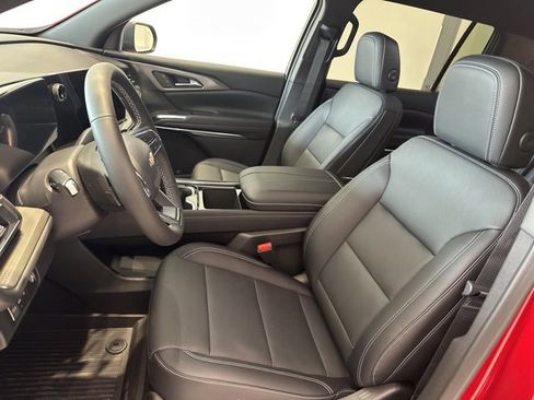New 2026 Chevrolet Traverse LT w/ Driver Confidence Package image 12