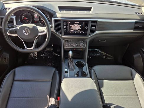 Used 2021 Volkswagen Atlas SE w/ Panoramic Sunroof Package FWD image 19