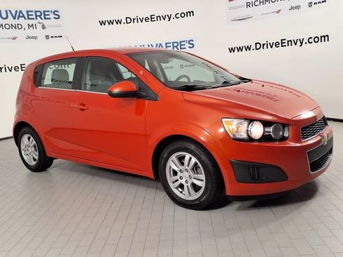 Used 2012 Chevrolet Sonic LT FWD image 3