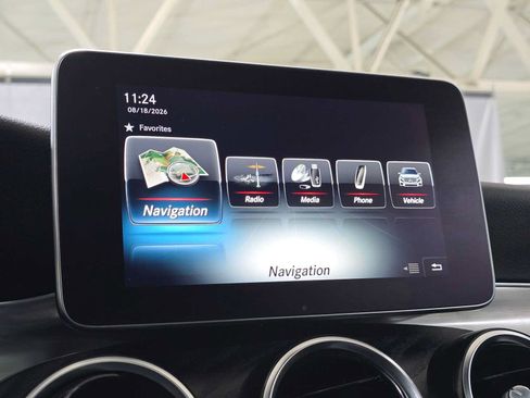 Used 2019 Mercedes-Benz GLC 350e 4MATIC image 29