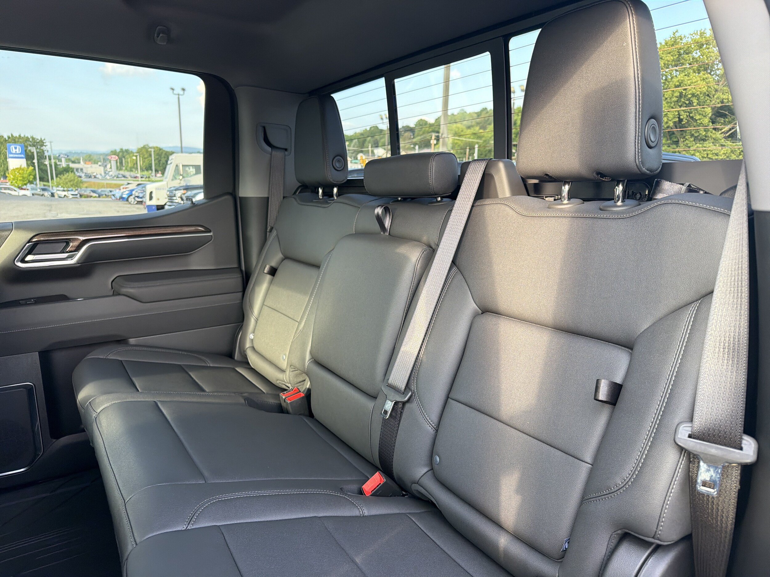 New 2026 Chevrolet Silverado 1500 RST w/ Convenience Package II AWD/4WD image 18