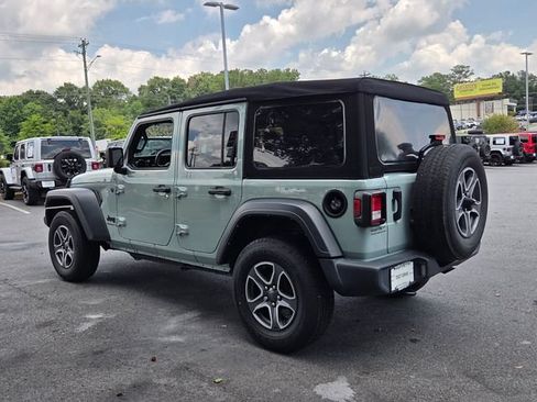 Used 2023 Jeep Wrangler Unlimited Sport AWD/4WD image 6