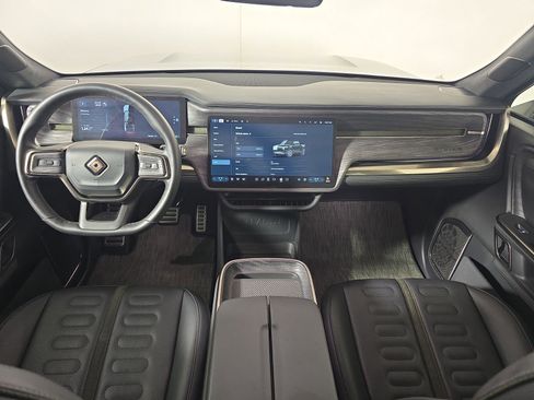 Used 2022 Rivian R1T Launch Edition image 25