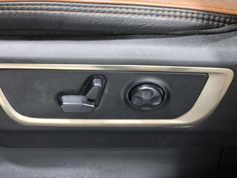 Used 2019 RAM 1500 Limited AWD/4WD image 5