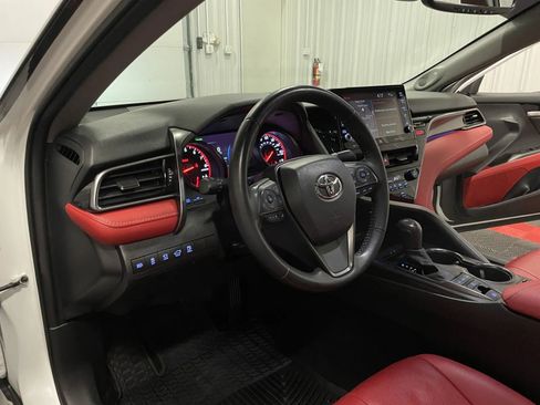 Used 2021 Toyota Camry XSE w/ Navigation Package image 35