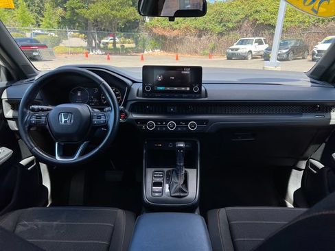 Used 2024 Honda CR-V Sport image 11
