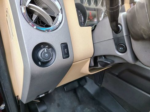 Used 2012 Ford F250 Lariat w/ Chrome Pkg AWD/4WD image 12