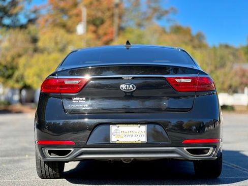 Used 2019 Kia Cadenza Premium image 7
