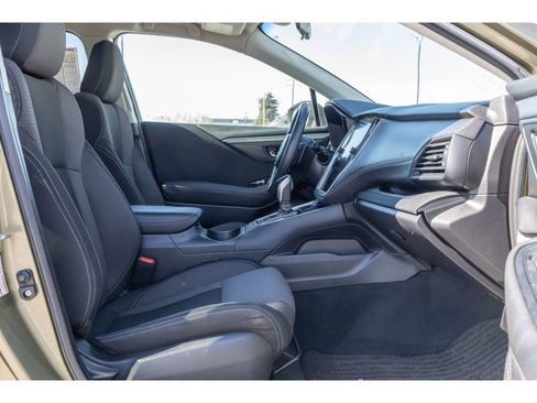 Used 2020 Subaru Outback Premium image 11