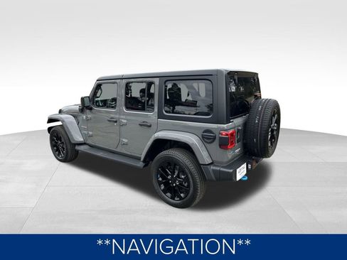 Used 2023 Jeep Wrangler Unlimited Sahara w/ Cold Weather Group image 10