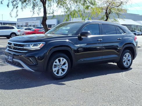 Certified 2021 Volkswagen Atlas Cross Sport S image 3