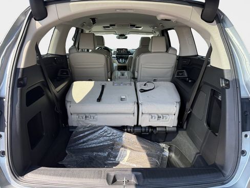 Certified 2025 Honda Odyssey Touring image 23