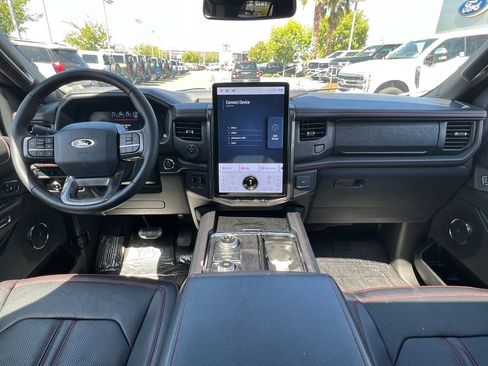 Used 2024 Ford Expedition Max Limited AWD/4WD image 22