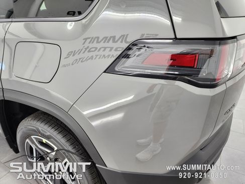 New 2026 Jeep Cherokee Limited AWD/4WD image 32