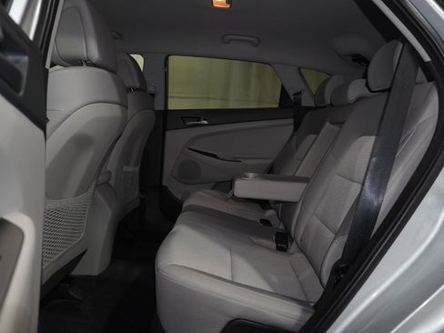 Used 2017 Hyundai Tucson SE FWD image 13