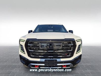 New 2026 GMC Yukon XL AT4 Ultimate w/ LPO, Illumination Package