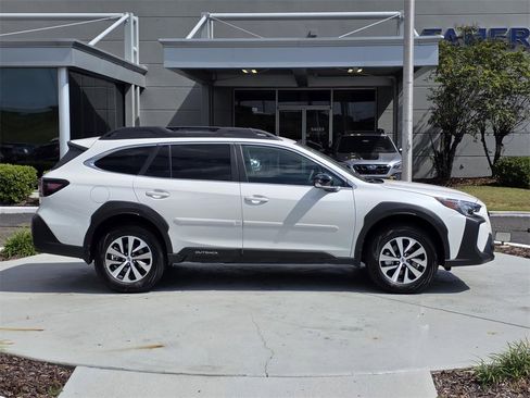 New 2025 Subaru Outback Premium image 32