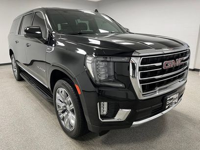 Used 2024 GMC Yukon XL SLT w/ SLT Premium Package