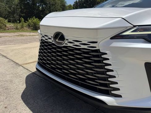 Used 2024 Lexus RX 350 Premium w/ Accessory Package (Z1) FWD image 3