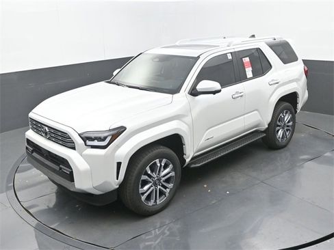 New 2026 Toyota 4Runner Limited image 32