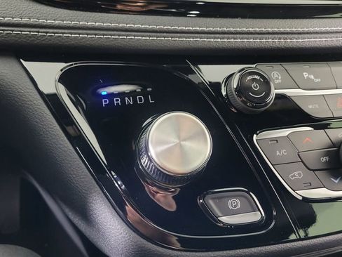 New 2026 Chrysler Pacifica Select image 23