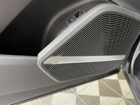 Certified 2025 Audi Q5 2.0T Premium Plus w/ Premium Plus Package image 22