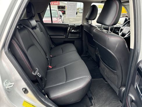 Used 2016 Toyota 4Runner Trail Premium AWD/4WD image 15