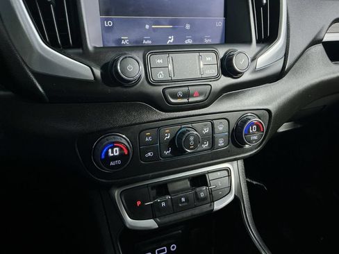 Used 2023 GMC Terrain SLT AWD/4WD image 22