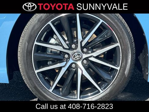 Used 2023 Toyota Camry SE FWD image 12