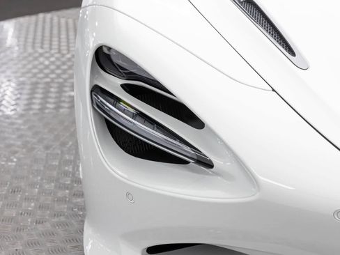 New 2027 McLaren 750S Spider RWD image 47